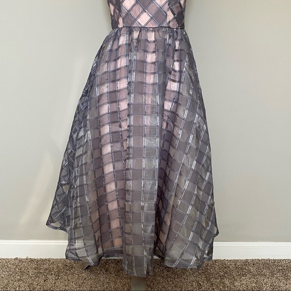 Asos Little Mistress Gray and Pink Windowpane Midi Dress, size 4 - Picture 3 of 14